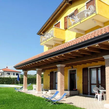 Locazione Turistica Casa Gialla Apartment *