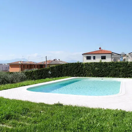 Locazione Turistica Casa Gialla *