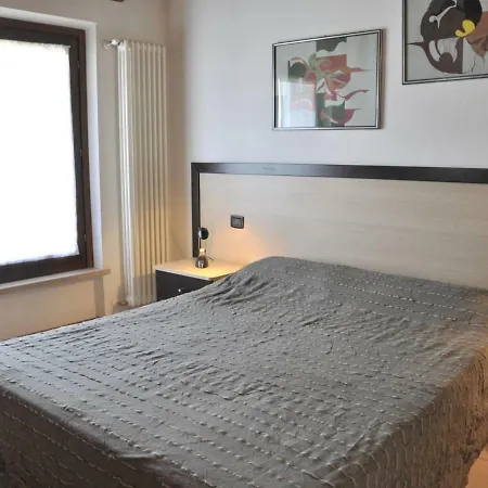 Locazione Turistica Casa Gialla Apartment